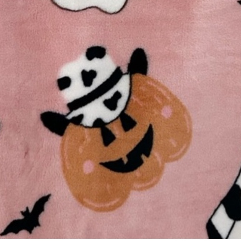 RACHEL Rachel Roy Halloween Plush Throw - Picture 8 of 10
